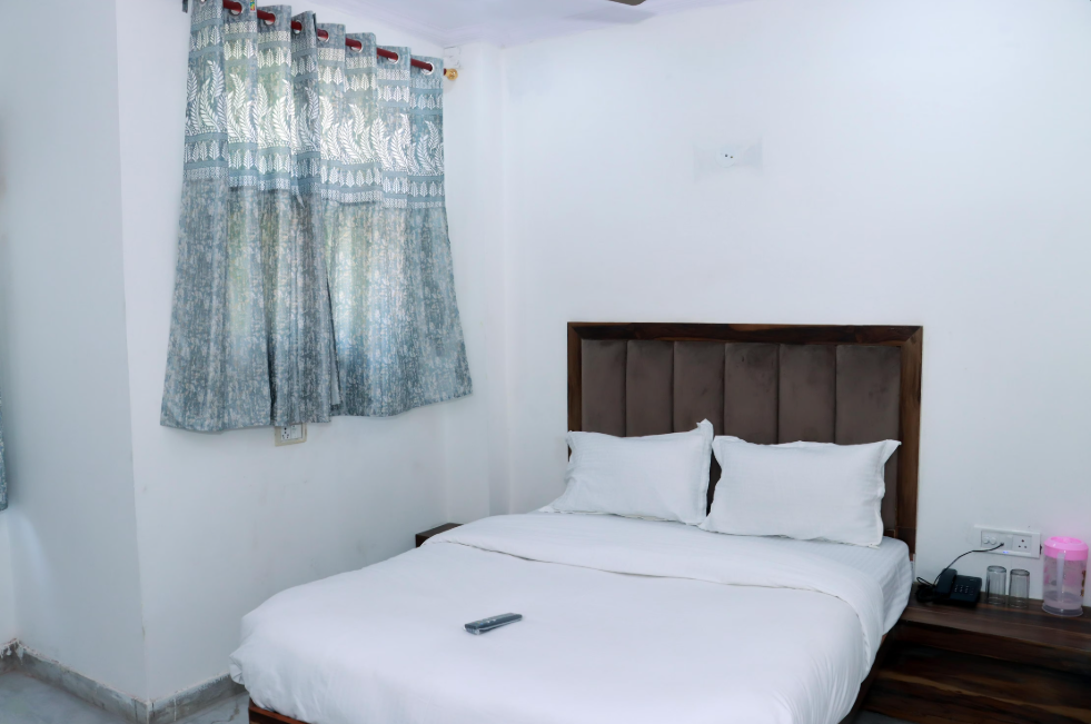 Deluxe Room with Complimentary Free Wifi