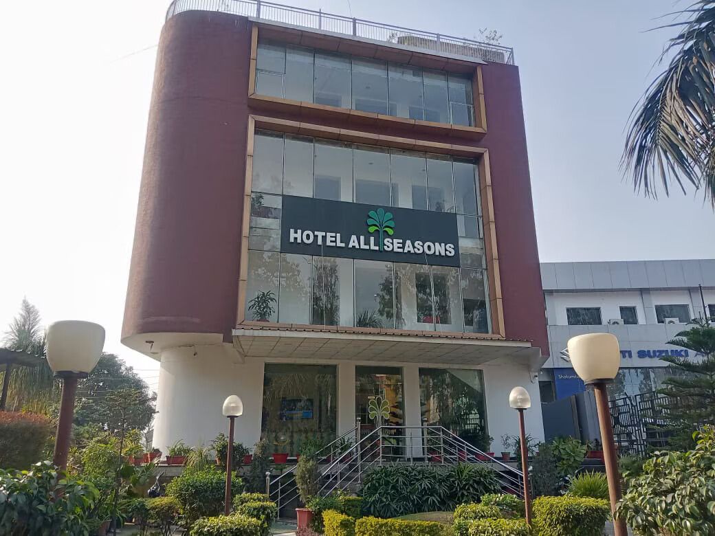 All Seasons -Murinjapalam