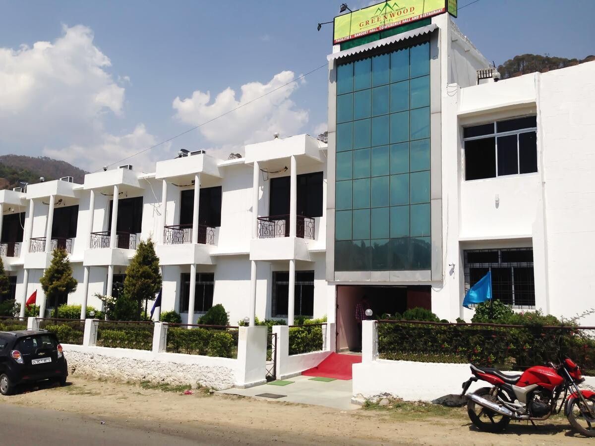 Hotel Green Wood