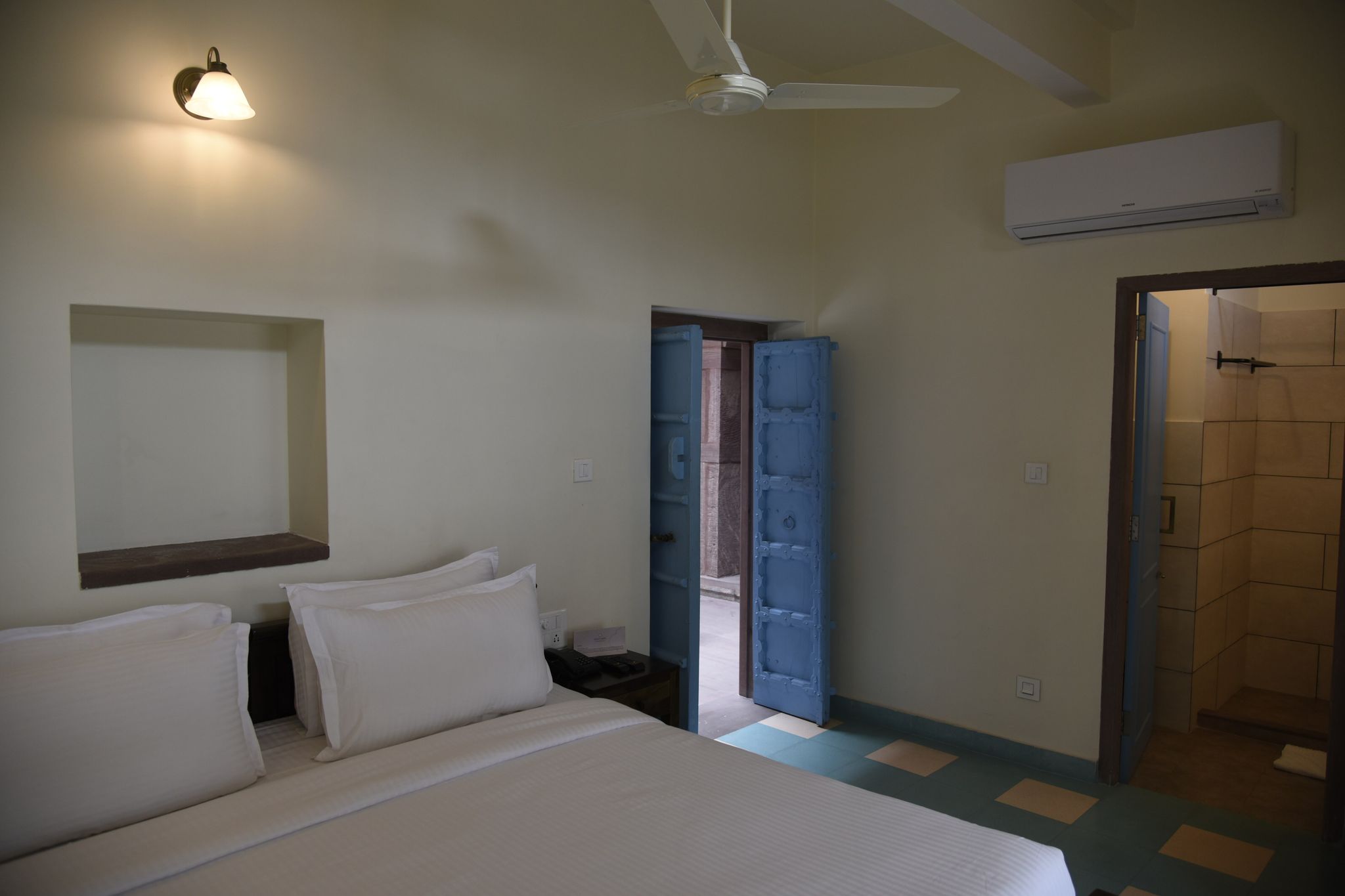 Baijoo Niwas Standard Twin Room 4