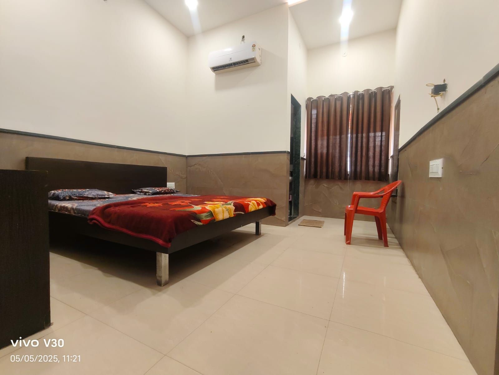 Agrawal Bhawan Deluxe Room