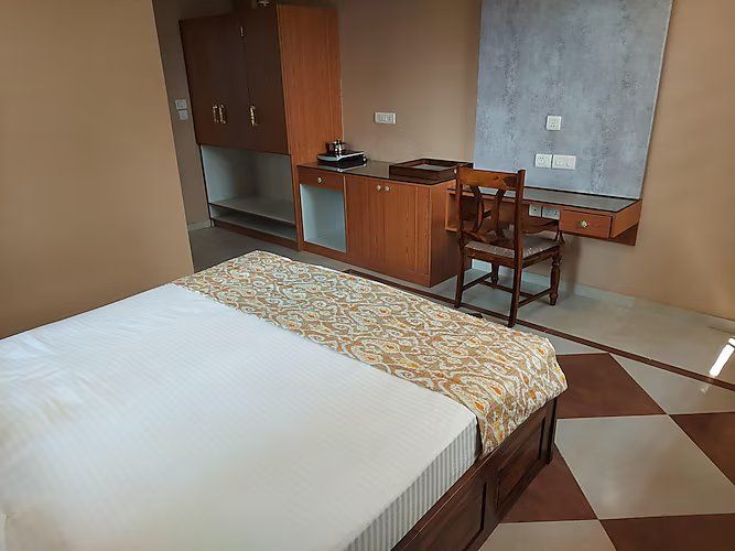 Gems Suites Deluxe Room