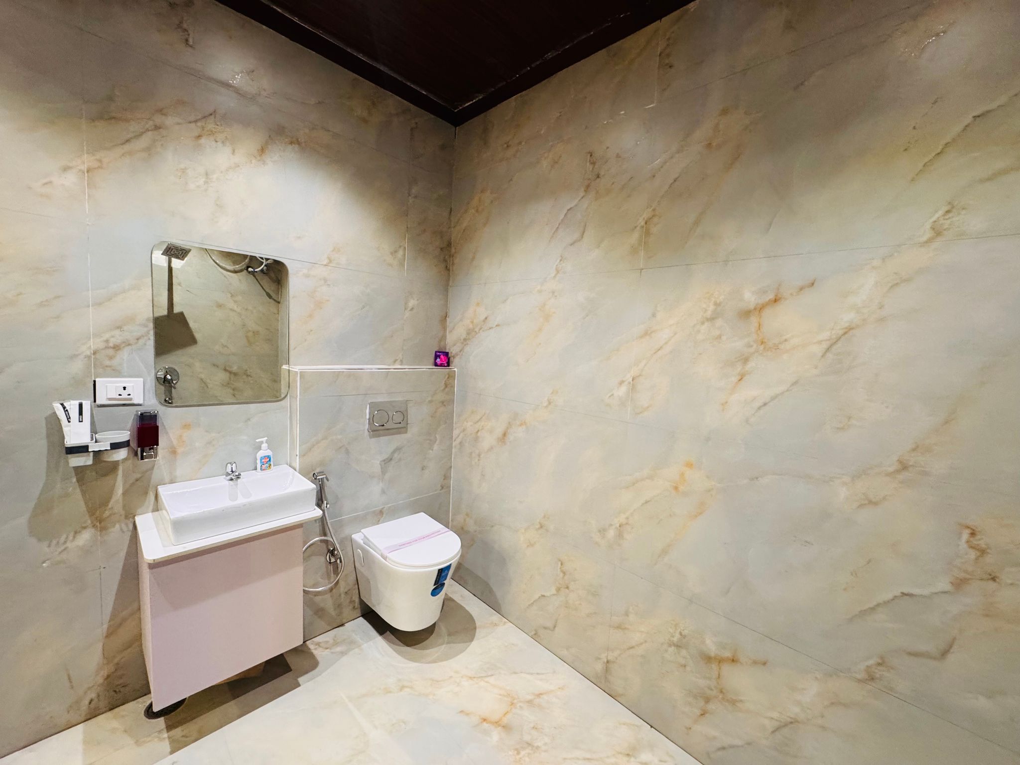 HomeEscape 1BHK AMAN LUXURIA Aman Luxuriya 4