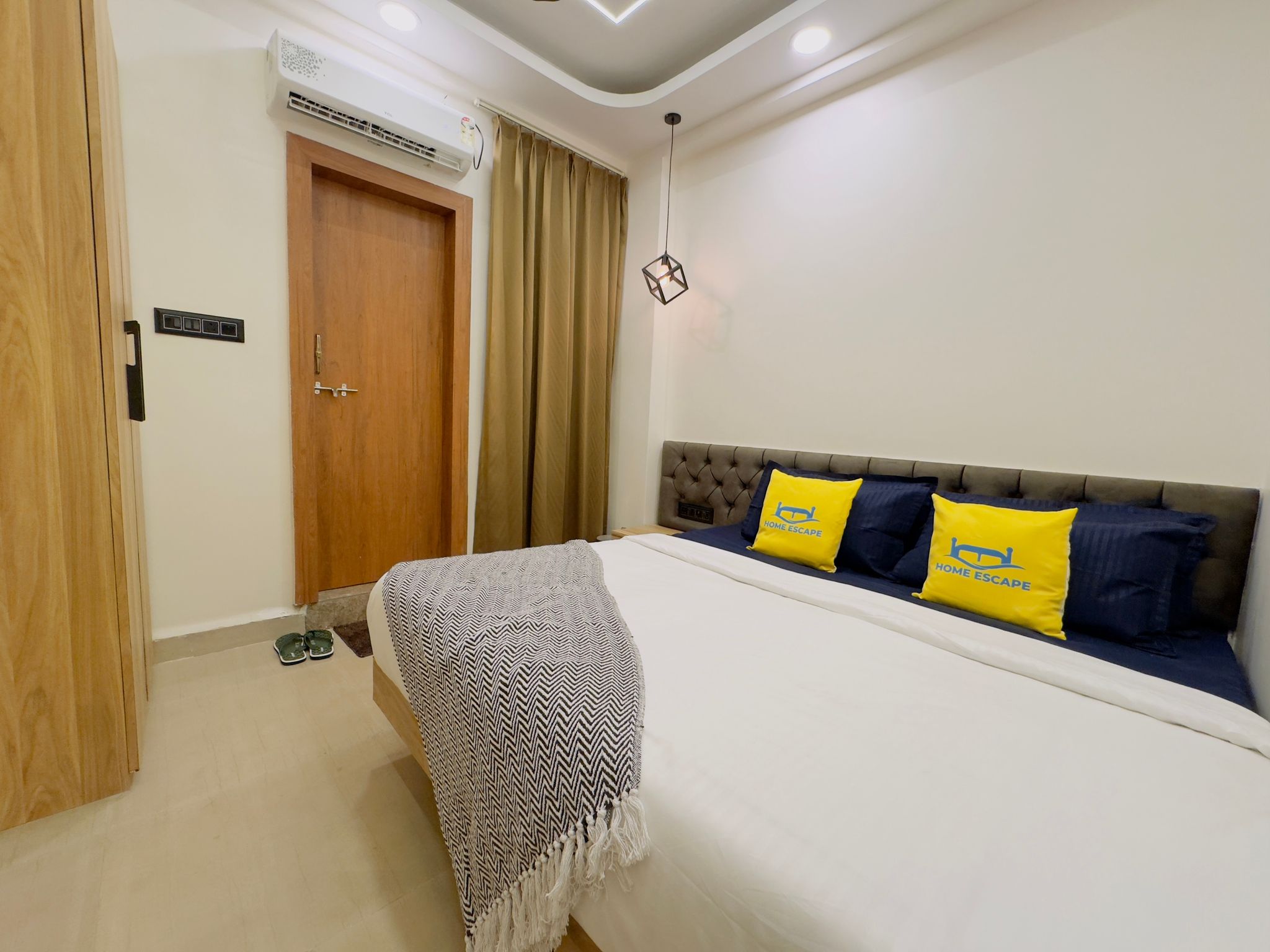 Home Escape Blissful 2BHK Close to Mahakal Temple Home Escape Blissful 2BHK Close to Mahakal Temple 8