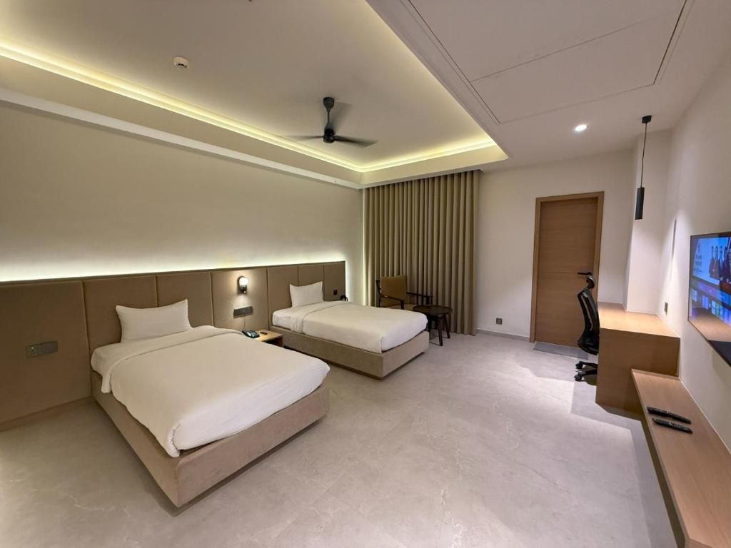 ADB Mansingh Inn, Rajkot Deluxe