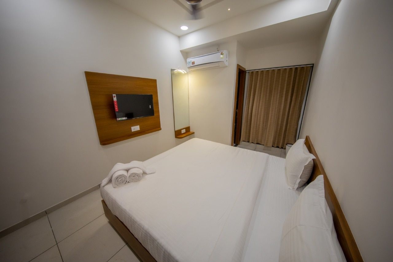 Deluxe AC Room