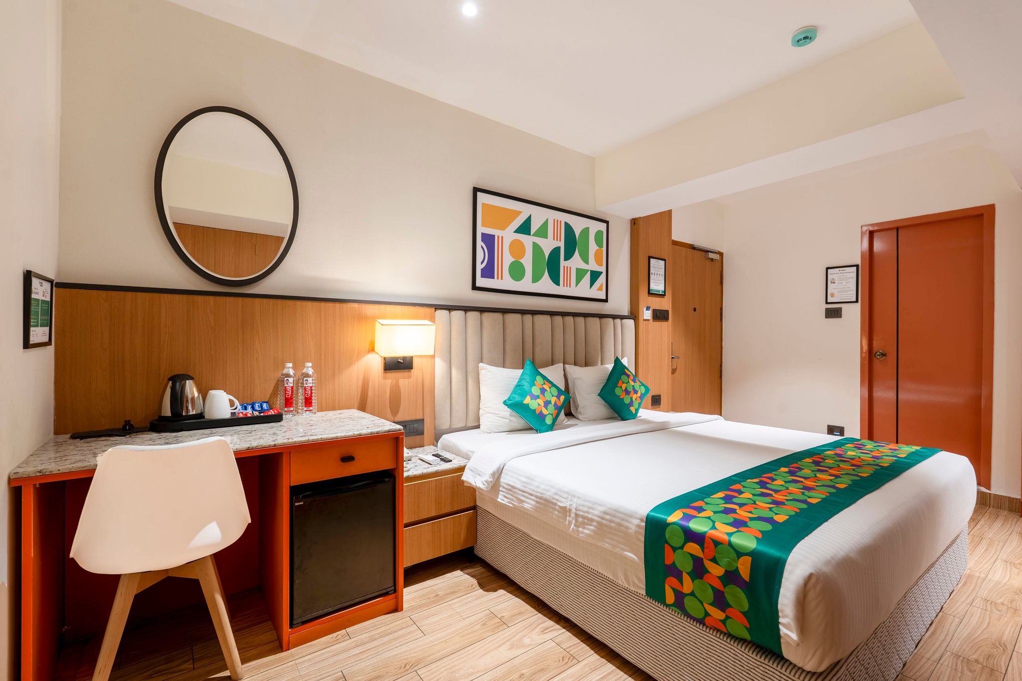 Treebo Premium Taara Deluxe Room 5