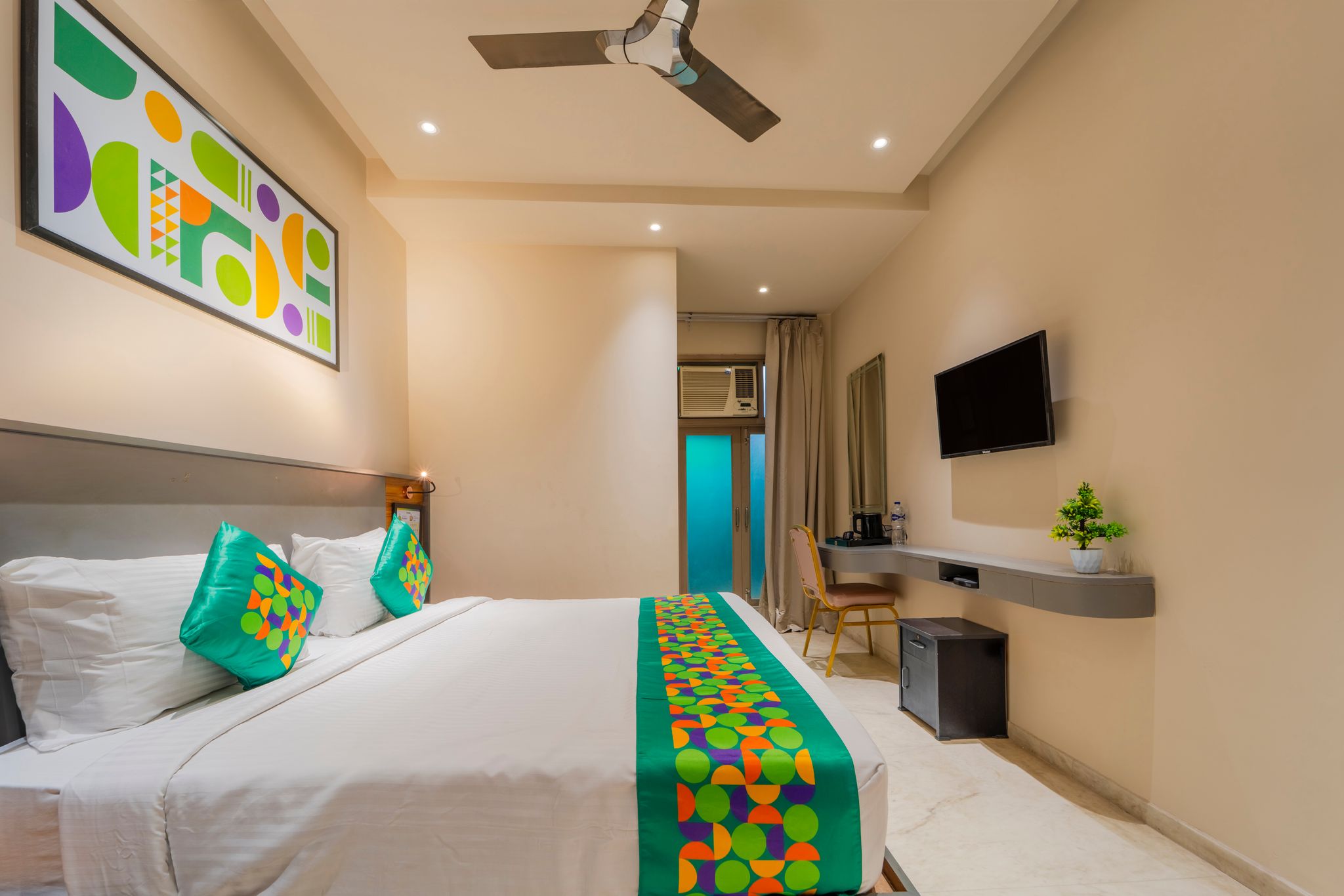 Treebo Raahgir Suites Economy Room 3