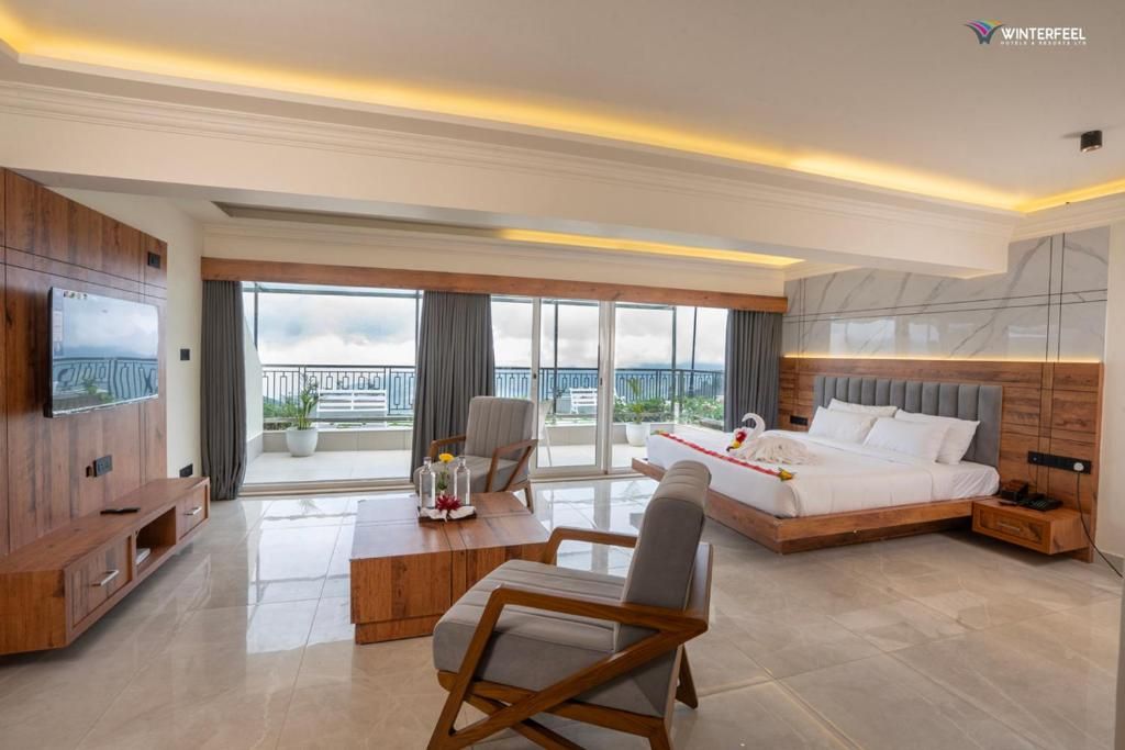 Valley View Room with Balcony