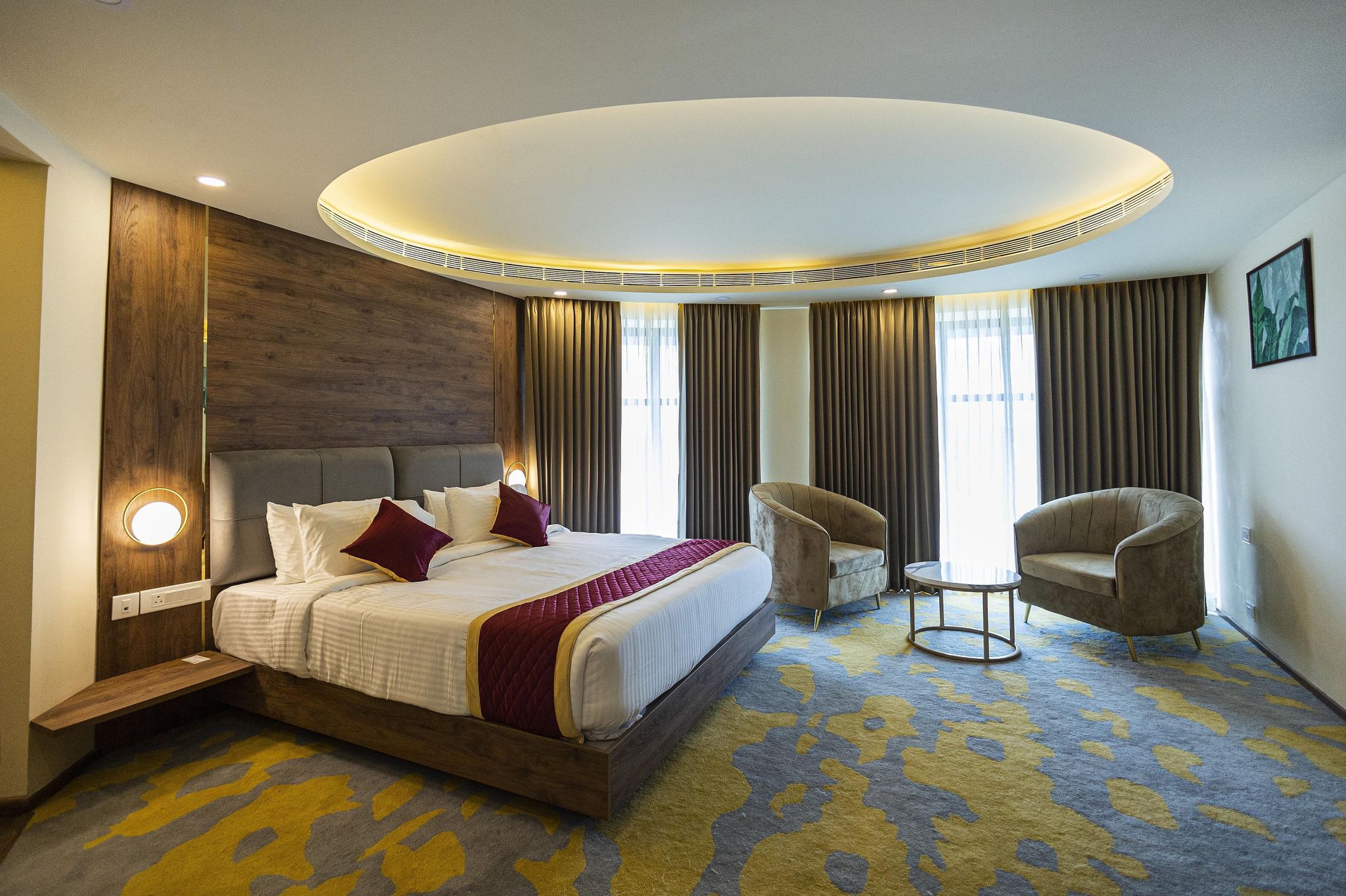 Premium Deluxe with City View(1 King Bed or 3 Single Bed(s))