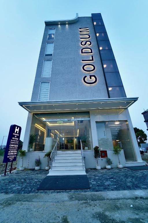 Homansh Hotel by Goldsum