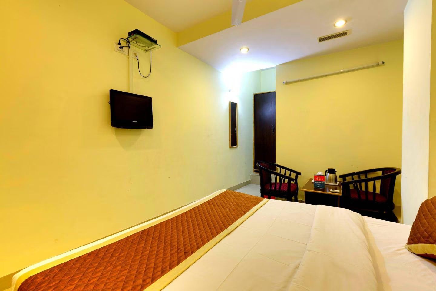 Hotel Ananta Inn Deluxe Room 5