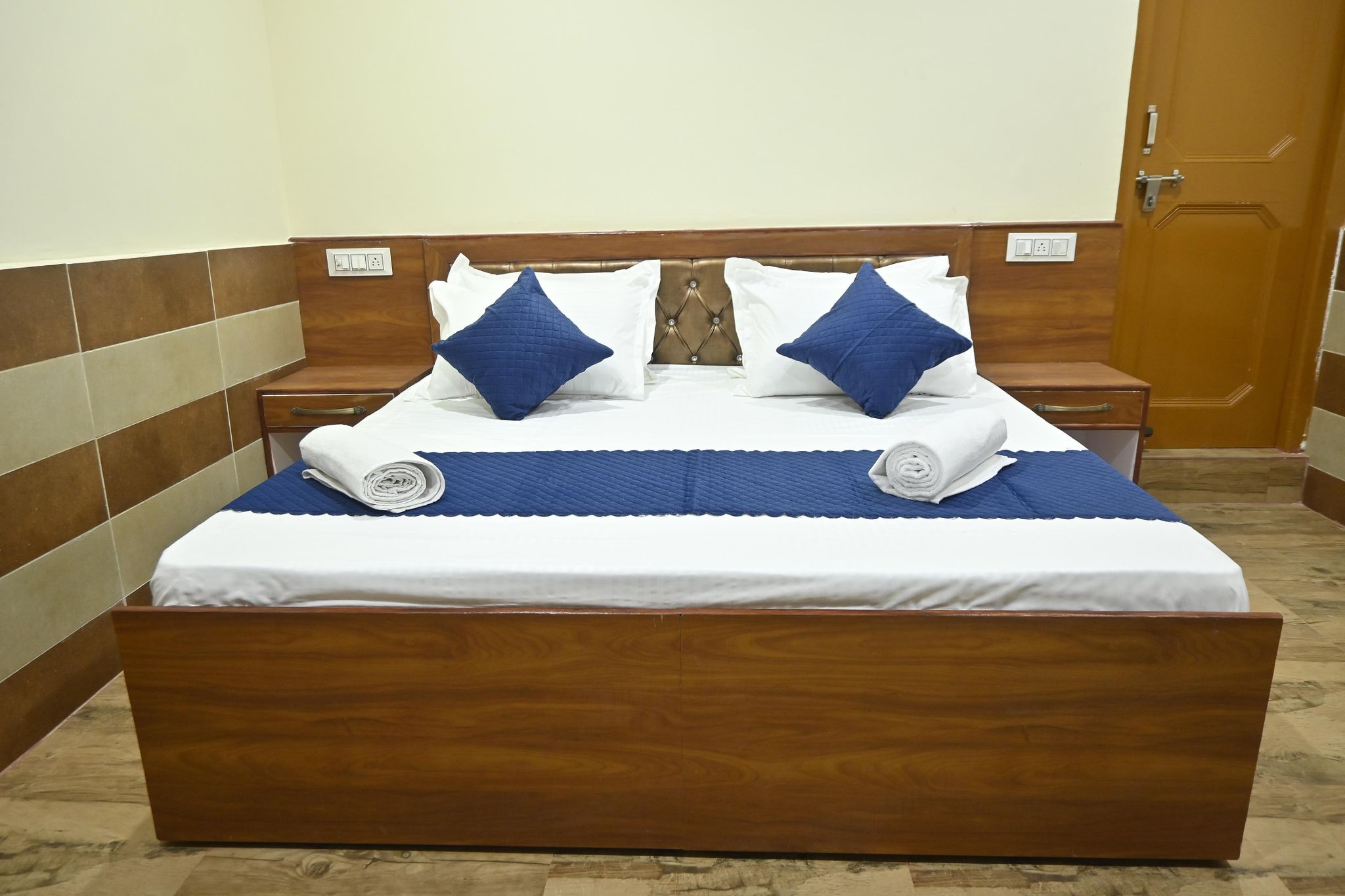 The Wild Planet - Treehouses & Cottages Deluxe Room 3