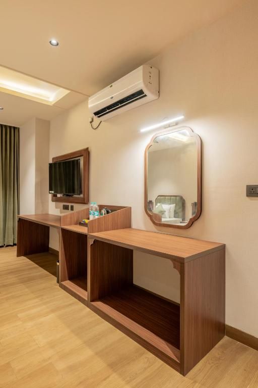 King Deluxe Twin Room