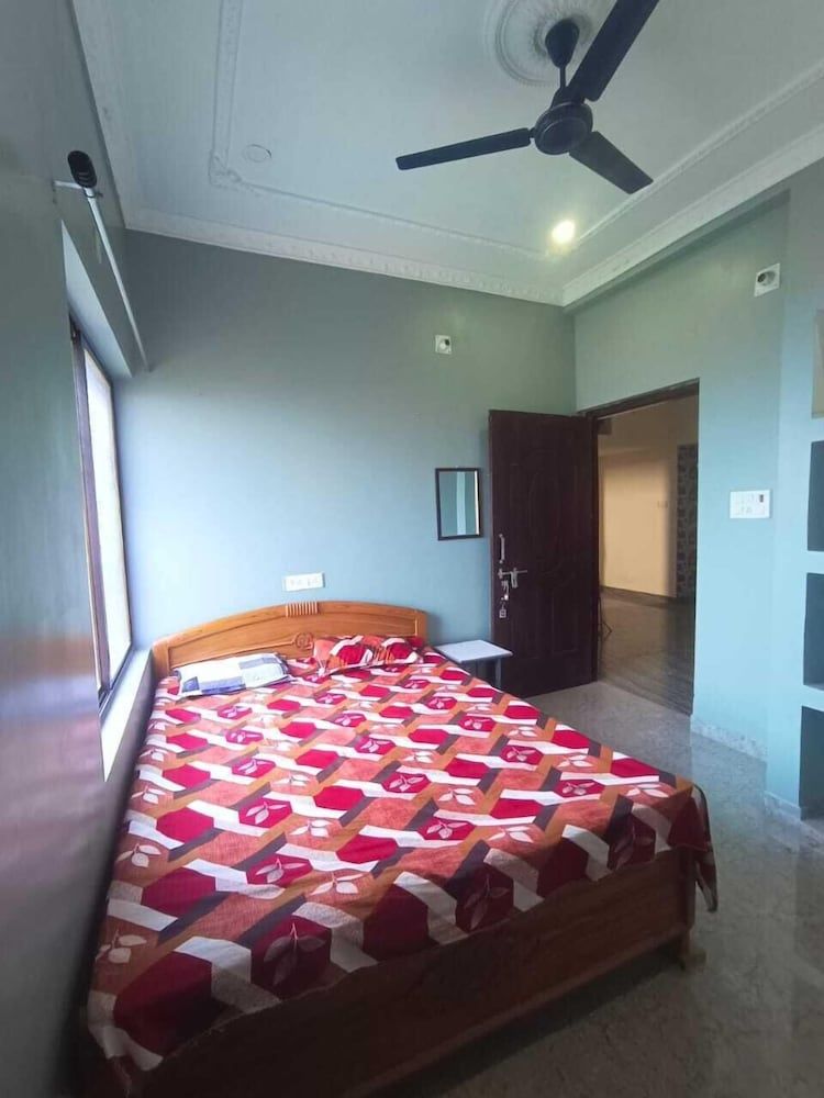 Om Guest House Double Room 5