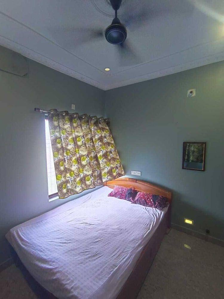 Om Guest House Double Room 3