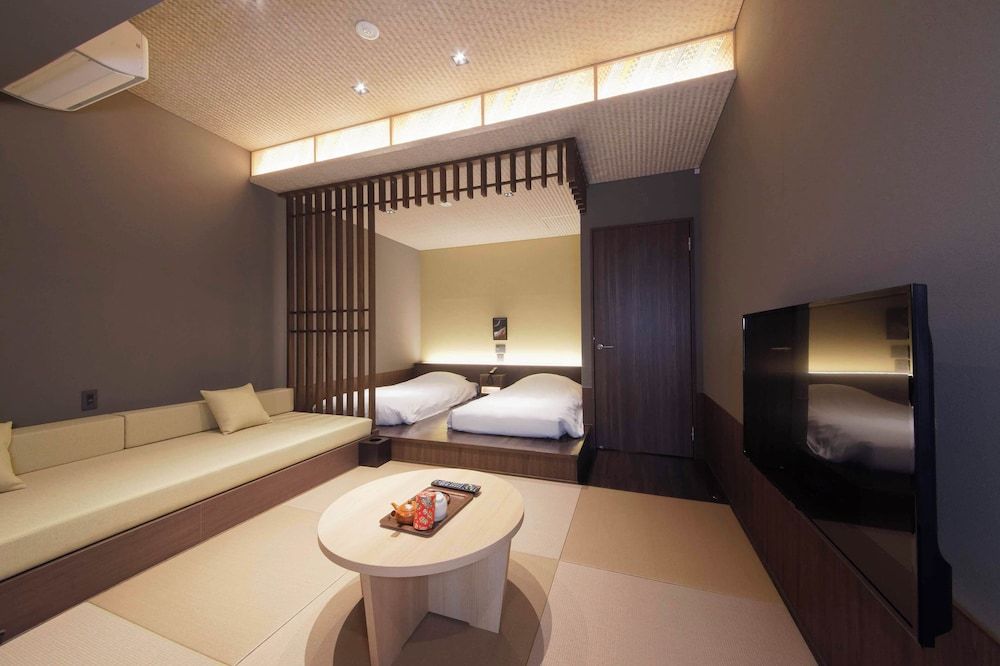 [No public bath]Seafood Boat Platter for Dinner & BF, Mountain, Japanese and Western room(Annex)