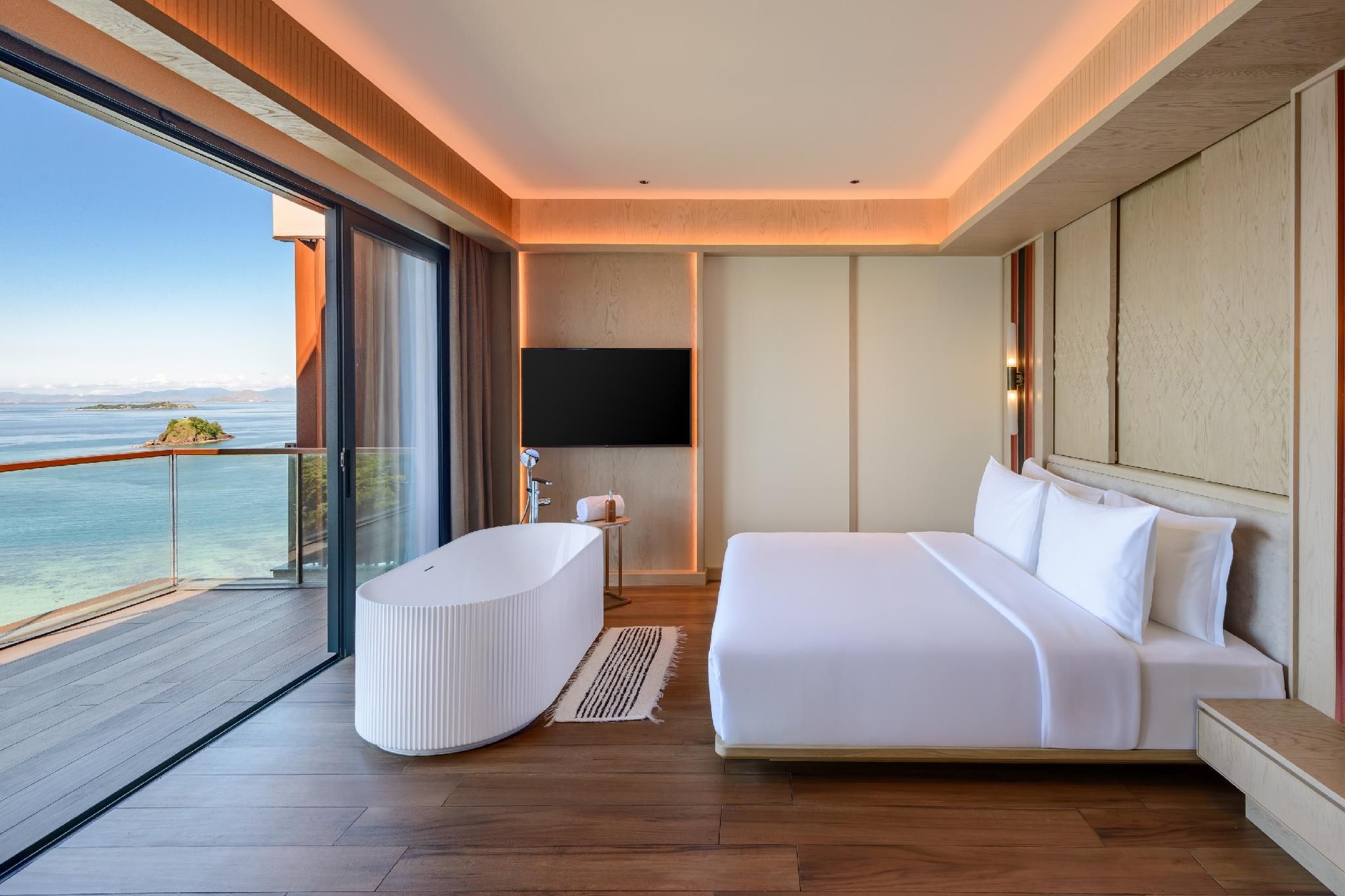 Royal Penthouse 2 BR 