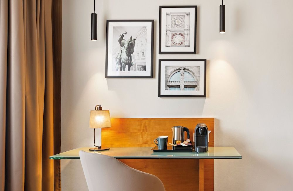 Leonardo Hotel Esslingen Superior Double Room 5