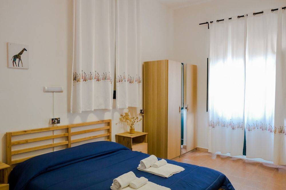 Deluxe Room 1