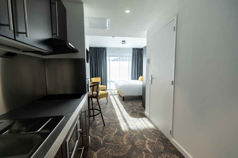 Hôtel Barracuda & Spa, Centre Port, pieds dans l'eau, vue mer Classic Double Room 5