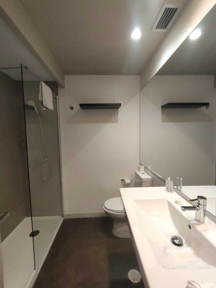 Hotel Igeretxe Double twin garden view 3