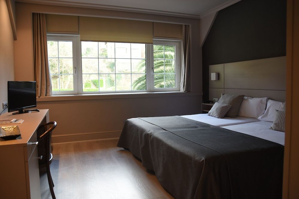 Hotel Igeretxe Double twin garden view 2