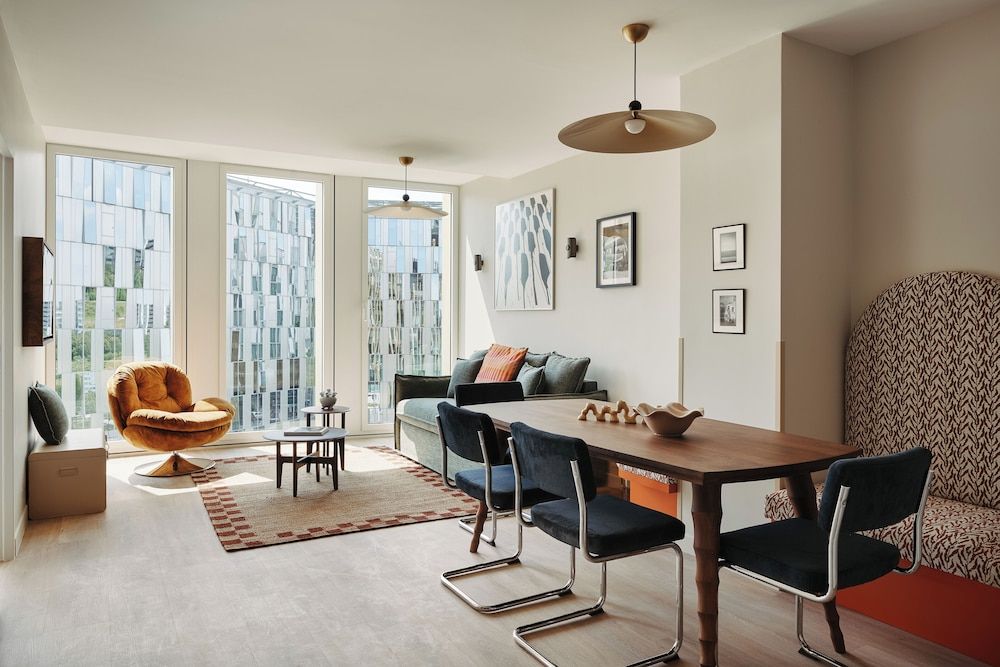 Two-Bedroom Deluxe Apartment