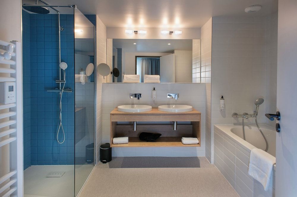 Sevenline Aparthotel Purpan Toulouse Deluxe Apartment, 1 Queen Bed with Sofa bed, Kitchenette 5