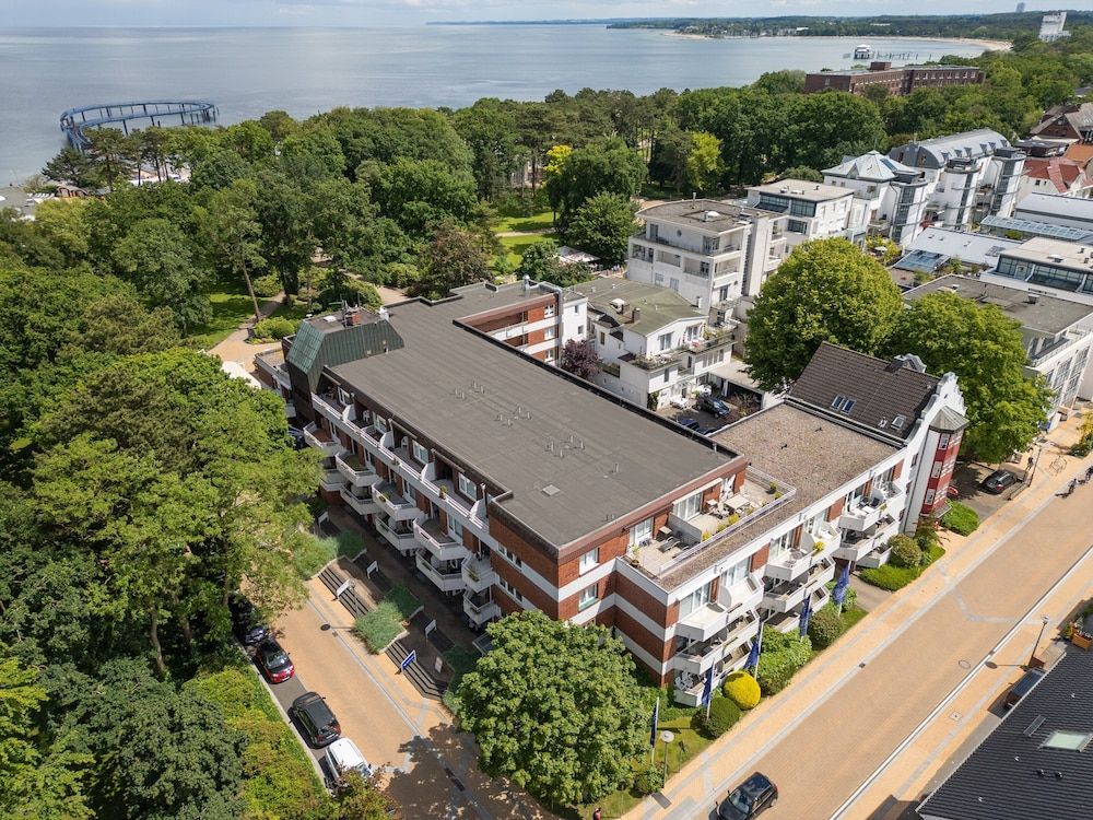 Hotel Royal - Timmendorfer Strand Superior Double Room 5