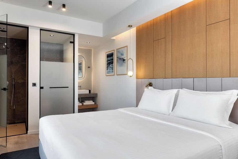 King, Deluxe Room