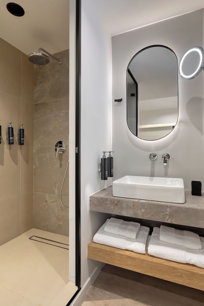 Hilton Garden Inn Athens Syggrou Avenue King, Suite, 1 Bedroom 5