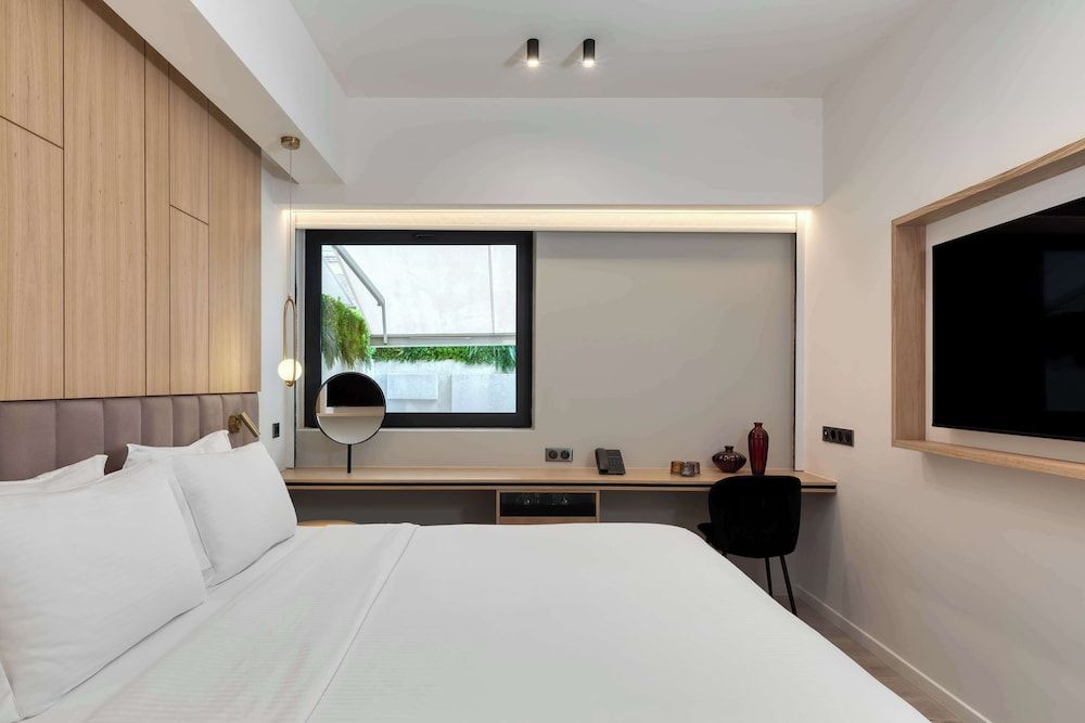 Hilton Garden Inn Athens Syggrou Avenue King, Suite, 1 Bedroom 4