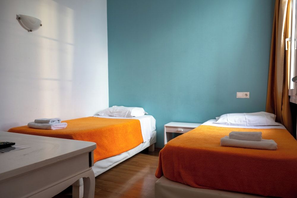 City Marina Hotel Family Room, Sea View