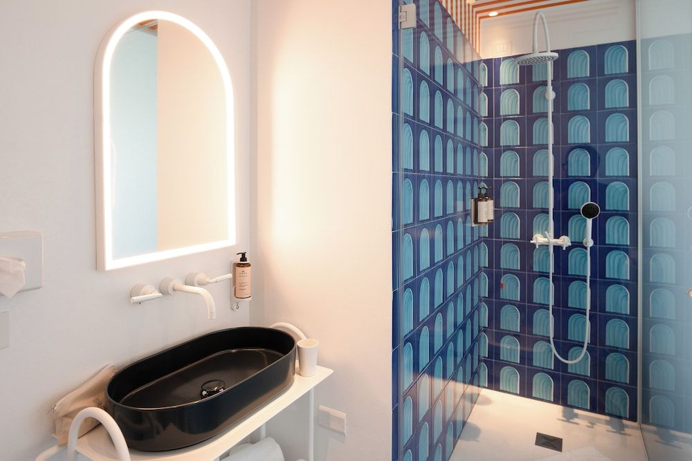 CALEA Boutique Hotel Classic Room, 1 Queen Bed 4