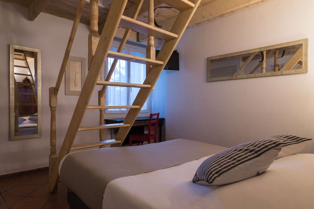 Traditional Triple Room