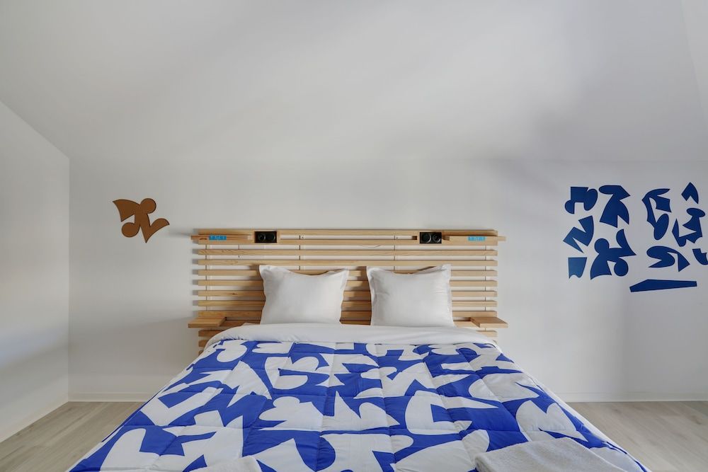 The People - Marseille - Hostel Chambre Double ou Lits Jumeaux avec Salle de Bains Commune 2