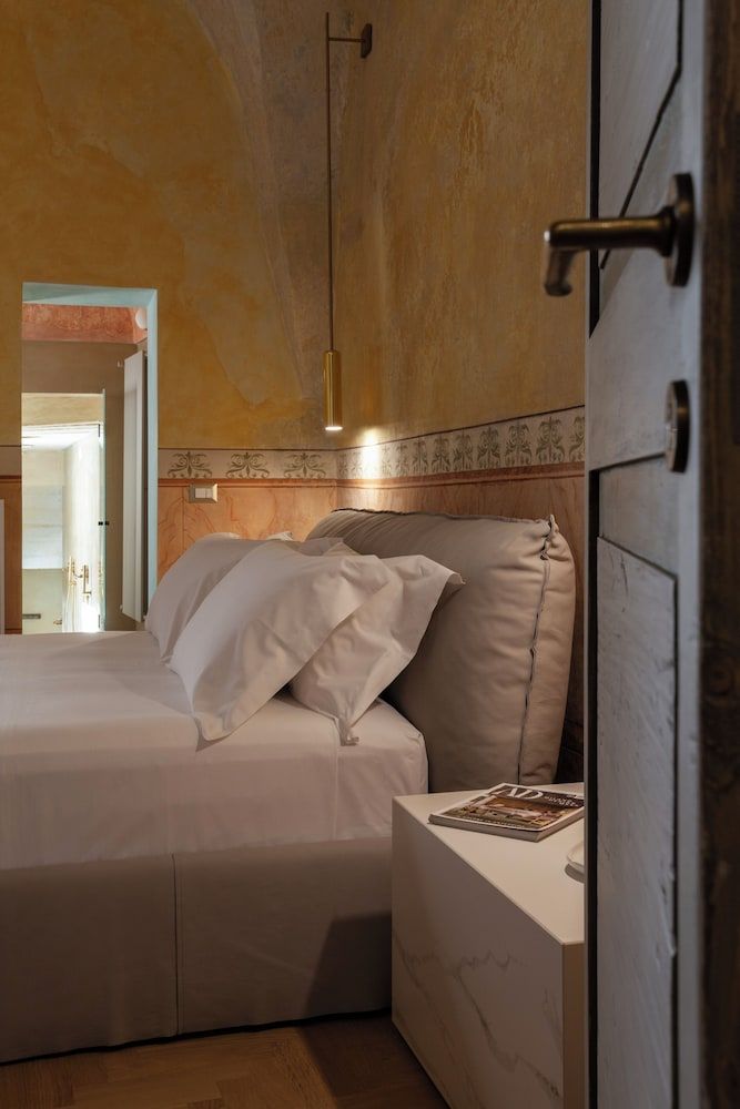 Palazzo Zimara Boutique Hotel