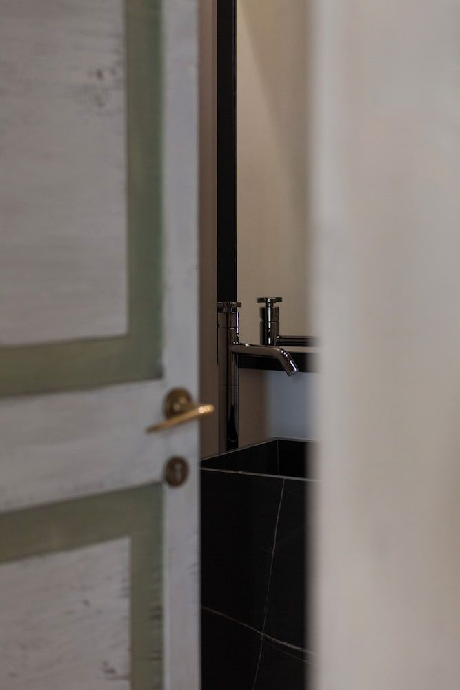 Palazzo Zimara Boutique Hotel Superior Room 7