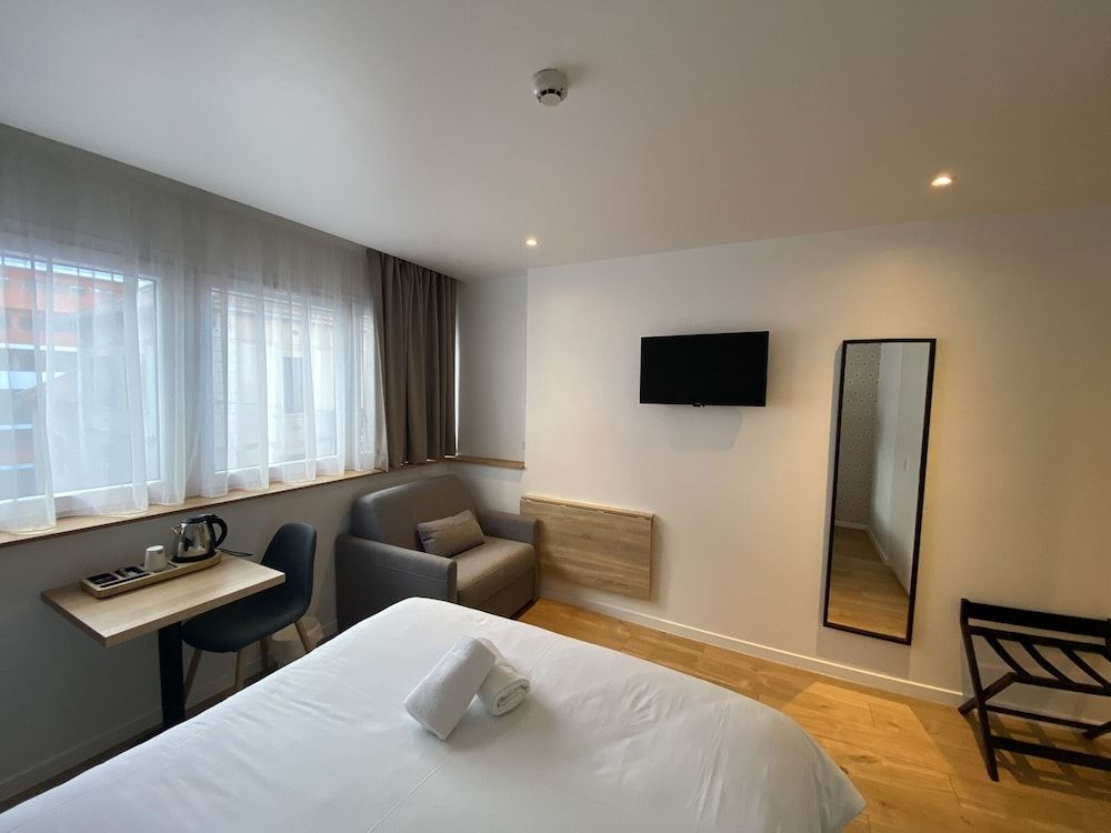 Oskar Hotel Double Room 4