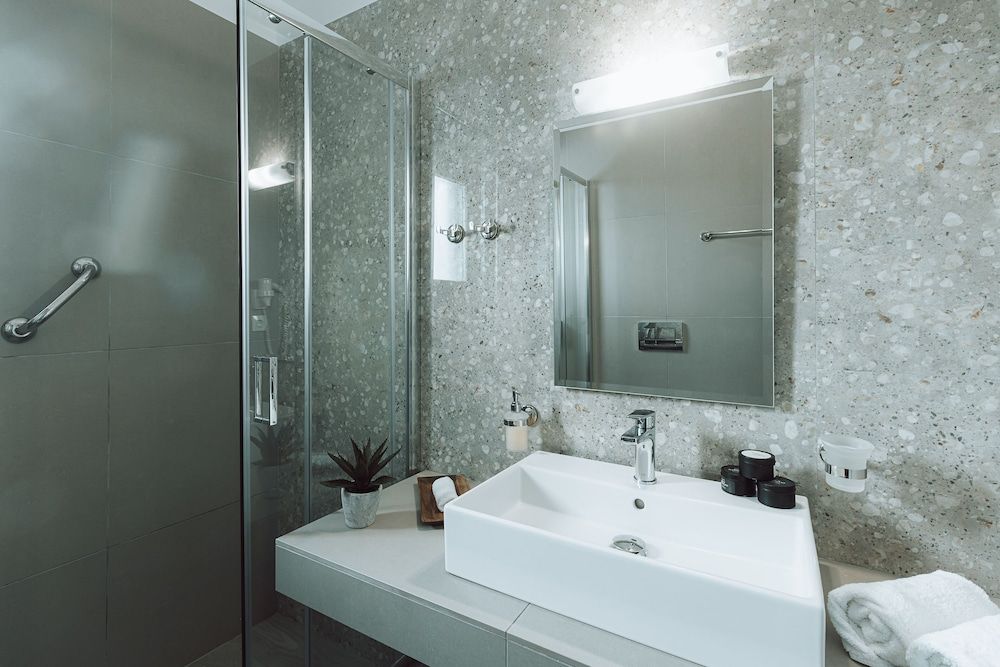 En Milo Junior Suite, Balcony, Sea View 4