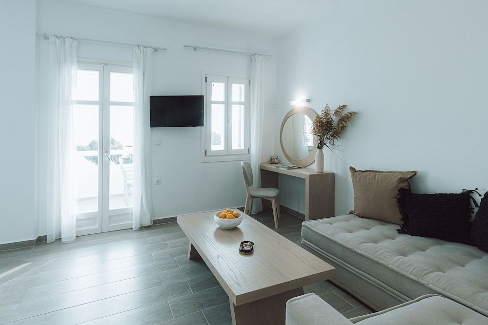 En Milo Junior Suite, Balcony, Sea View 10