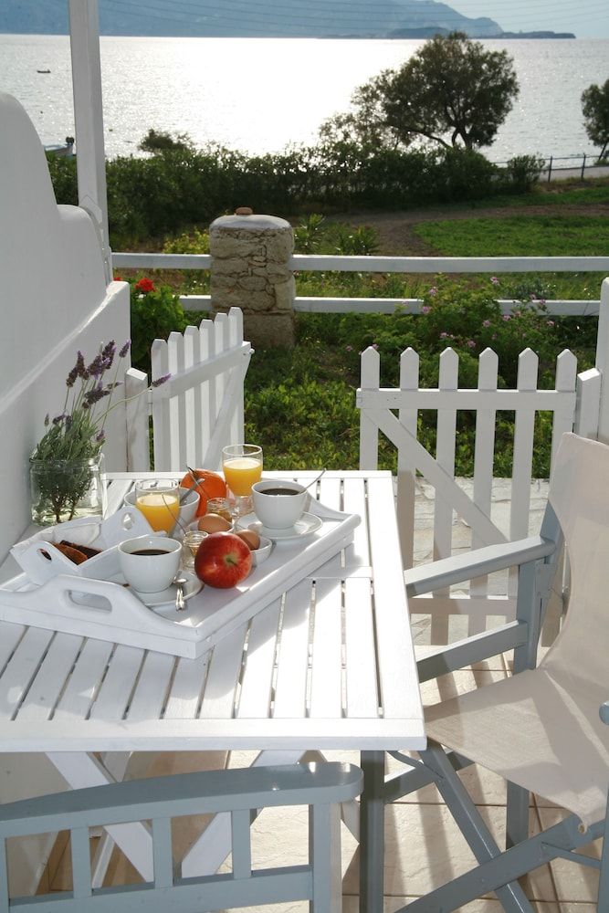 En Milo Studio, Sea View, Ground Floor 7