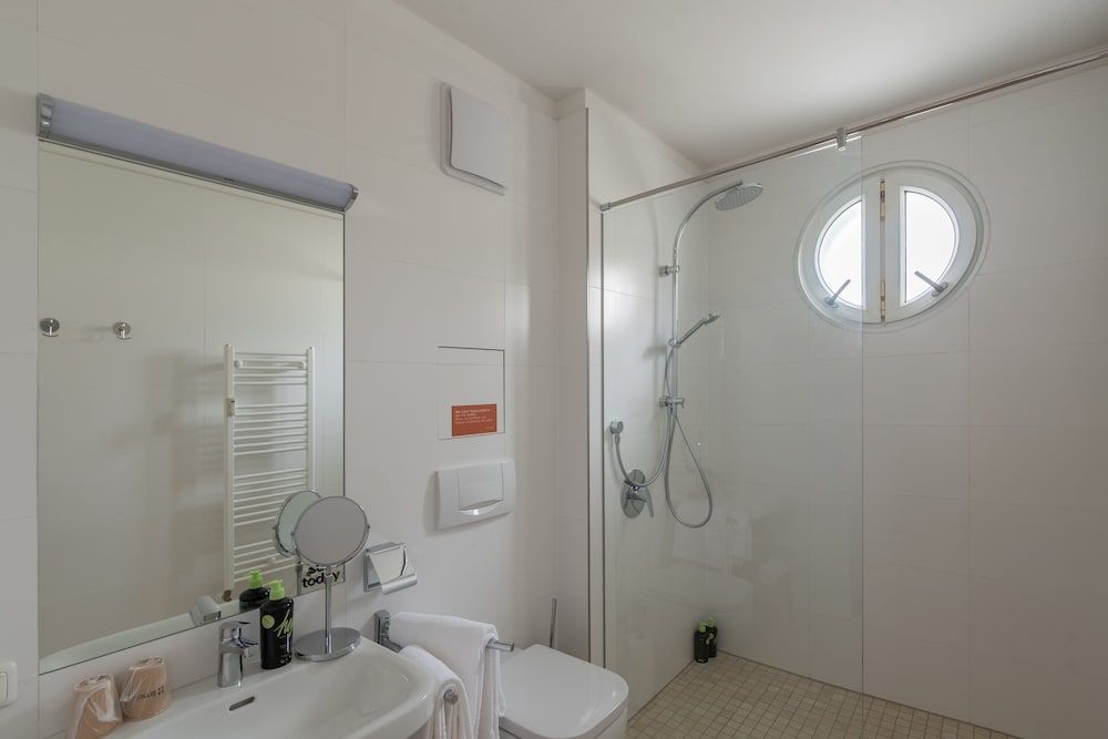 Limehome Linz Friedrichstraße Single Suite M 7