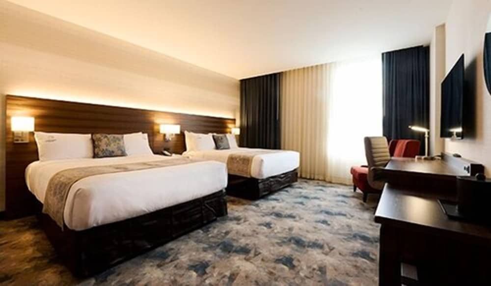 Pickering Casino Resort Hotel Standard 2 Queen Room