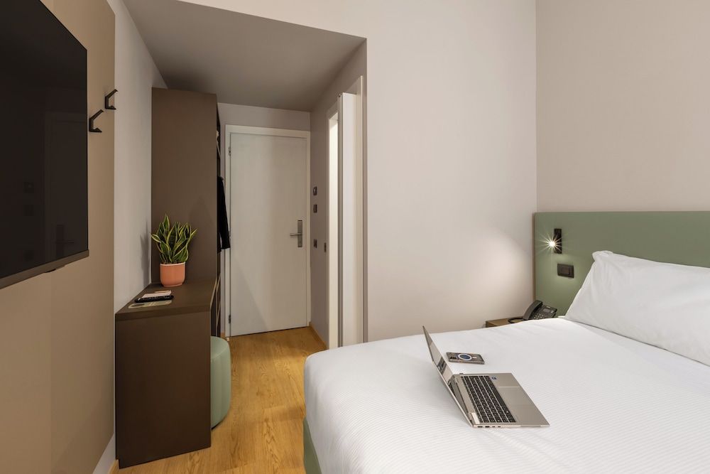 ENERGY PARK HOTEL Room (Smart)