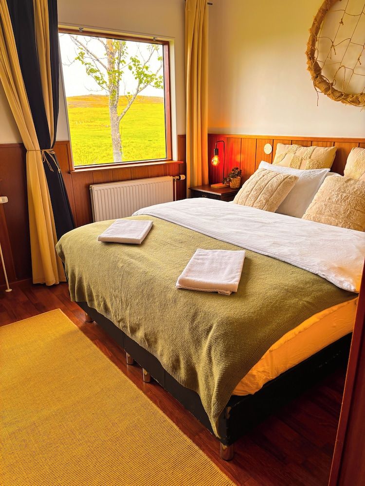 Hotel Brú countryside Standard Double or Twin Room with Hot Tub Access 7