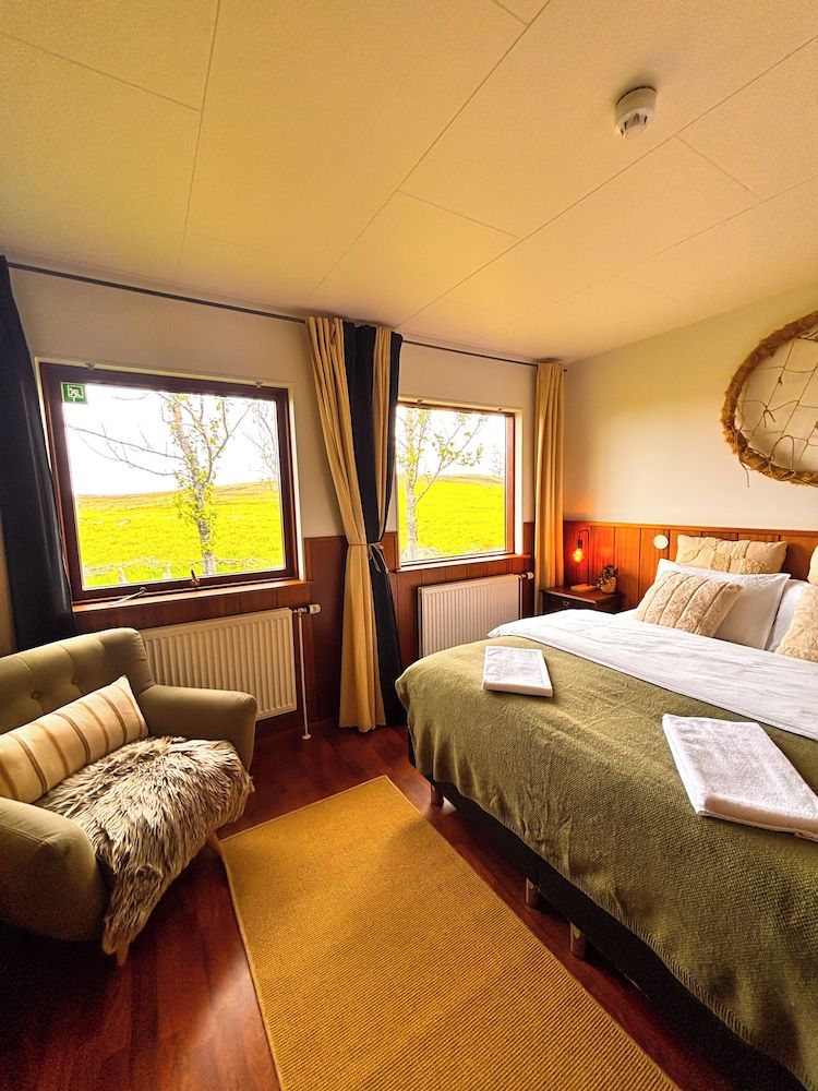 Hotel Brú countryside Standard Double or Twin Room with Hot Tub Access 10