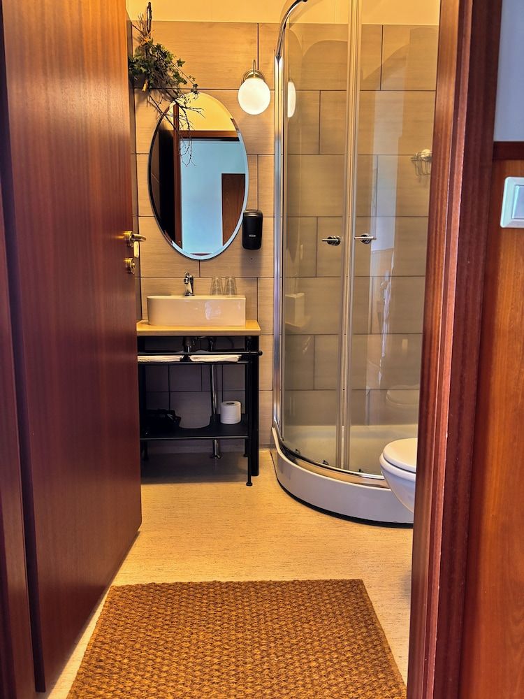 Hotel Brú countryside Standard Double or Twin Room with Hot Tub Access 18