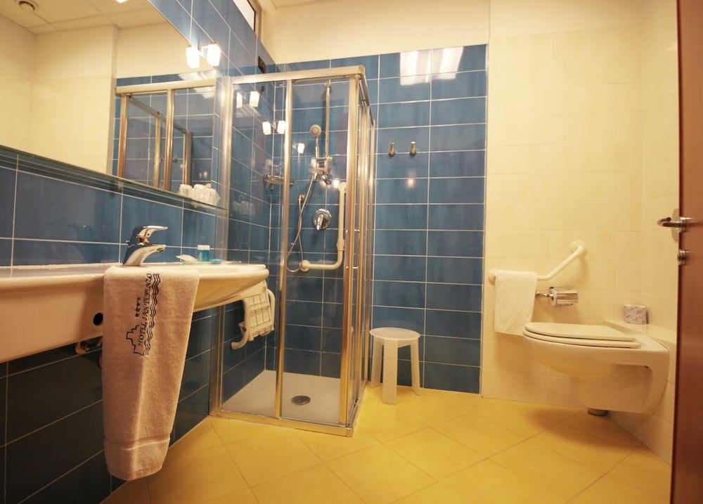 Hotel San Terenzo Standard Double Room Single Use 5